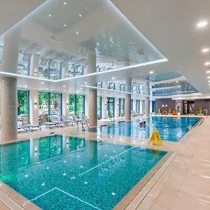 Apartment 504 Premium Nadmorskie Tarasy - Pool Sauna Fitness Garage Free, Kolberg